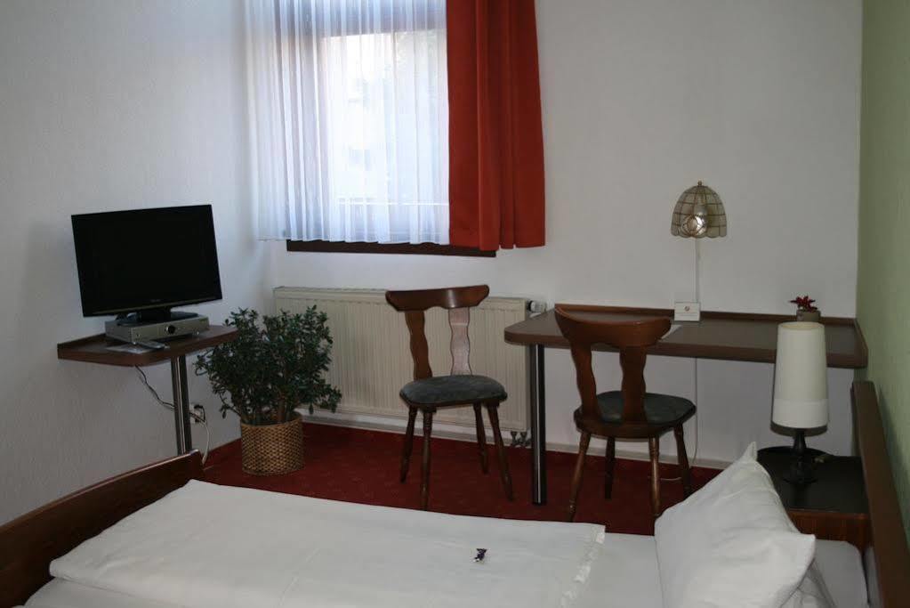 Landgasthof & Hotel Krone Eischleben Ichtershausen Екстер'єр фото