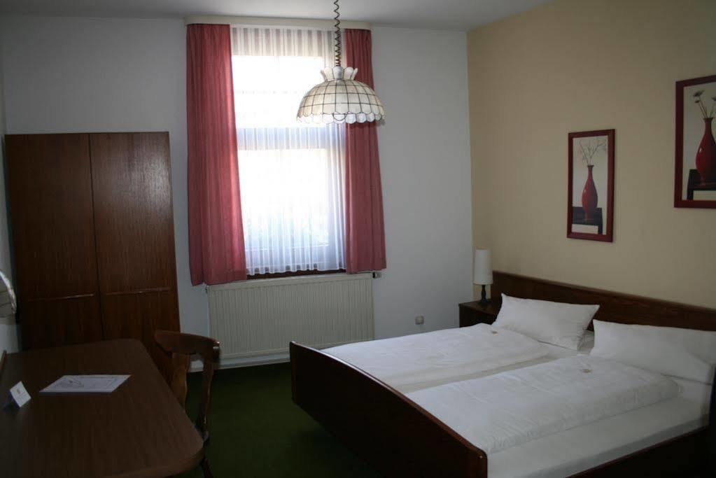 Landgasthof & Hotel Krone Eischleben Ichtershausen Екстер'єр фото