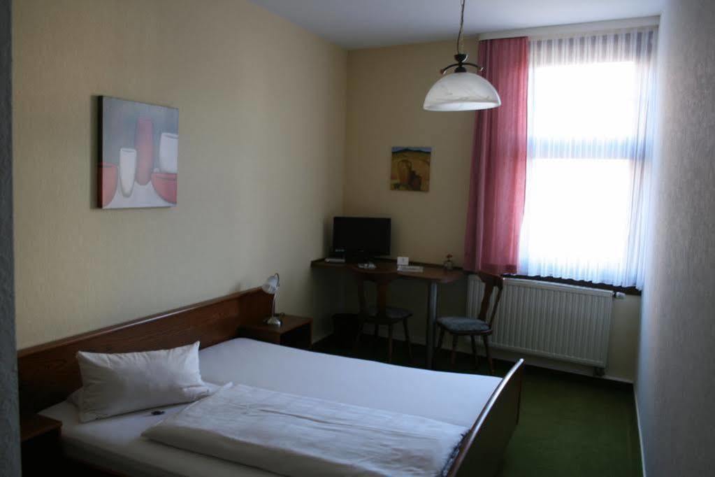 Landgasthof & Hotel Krone Eischleben Ichtershausen Екстер'єр фото